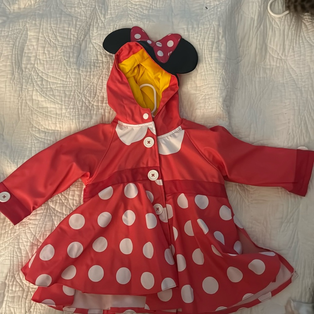 Minnie Mouse Raincoat EC